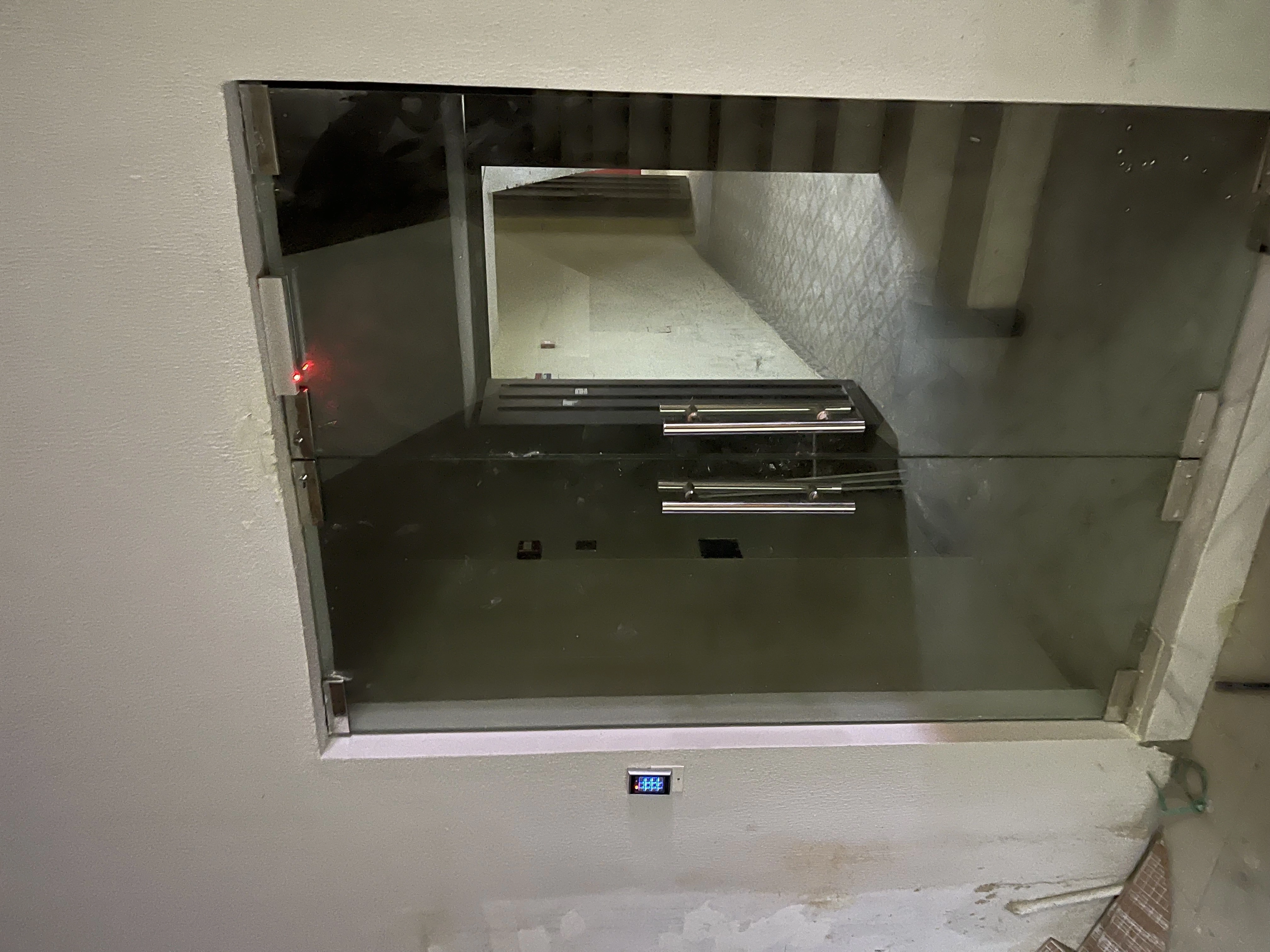 شقة للإيجار في الخوض مقابل الجامعة